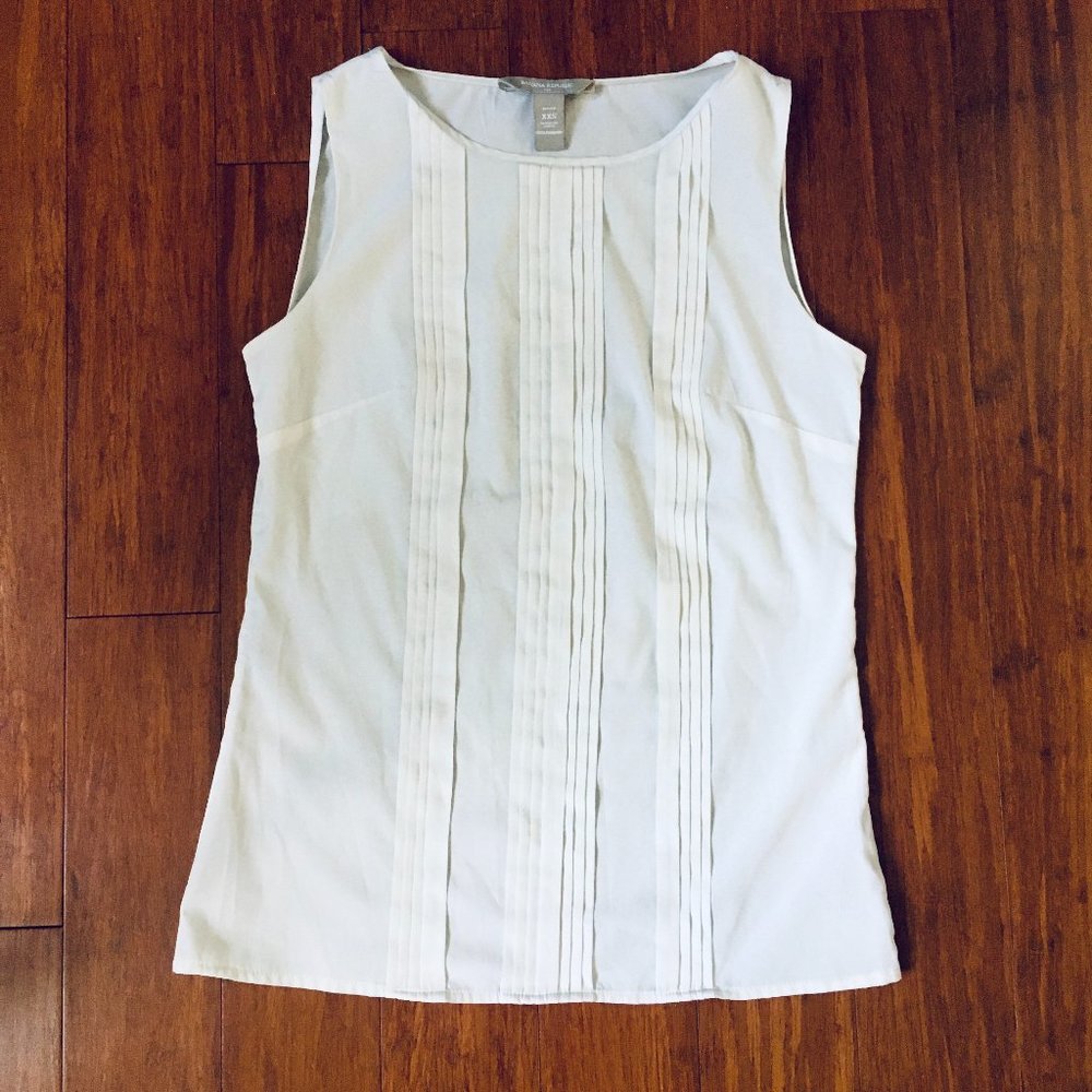 Banana Republic Sleeveless White Blouse (Petite XXS)